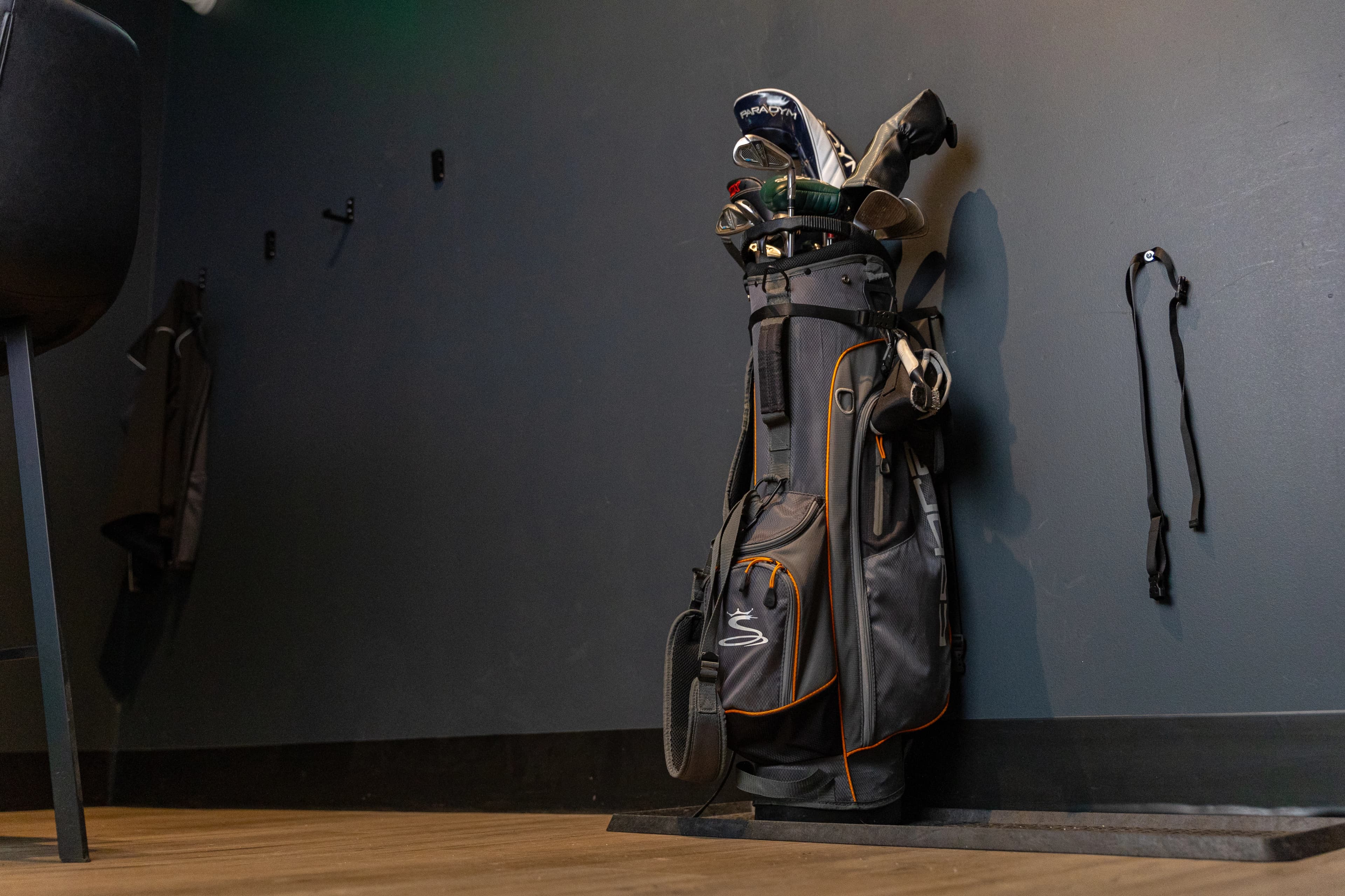 Anytime Golf indoor golf simulator